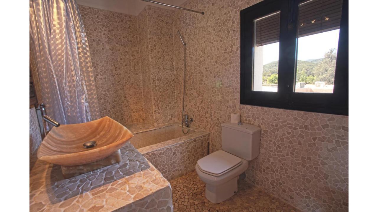 Villa Daniel 5 Mins By Taxi Into Ibiza Town Sant Jordi de ses Salines Zewnętrze zdjęcie